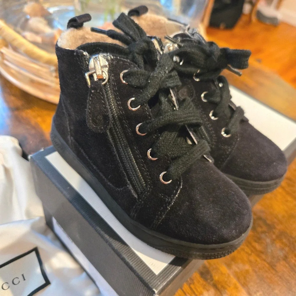 Gucci Kids Black Suede Shearling High‎ Top Sneakers Boots 433150 Size 22